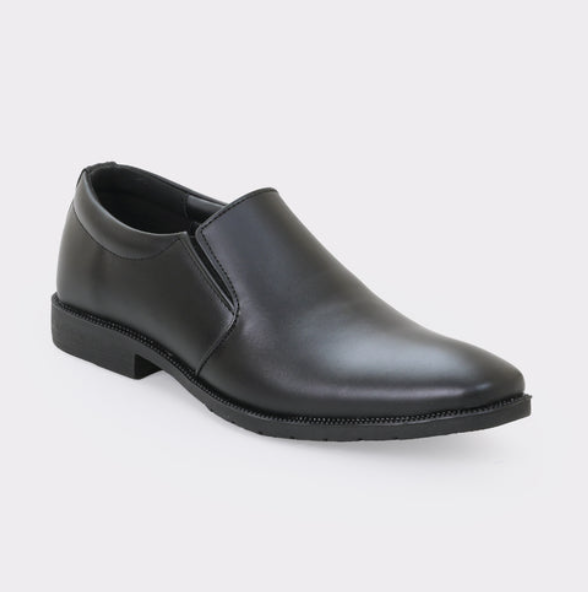 SLIP-ON SHOES