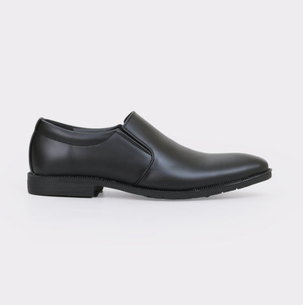SLIP-ON SHOES
