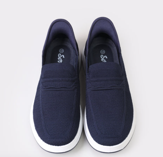 NAVY KNIT SHOES